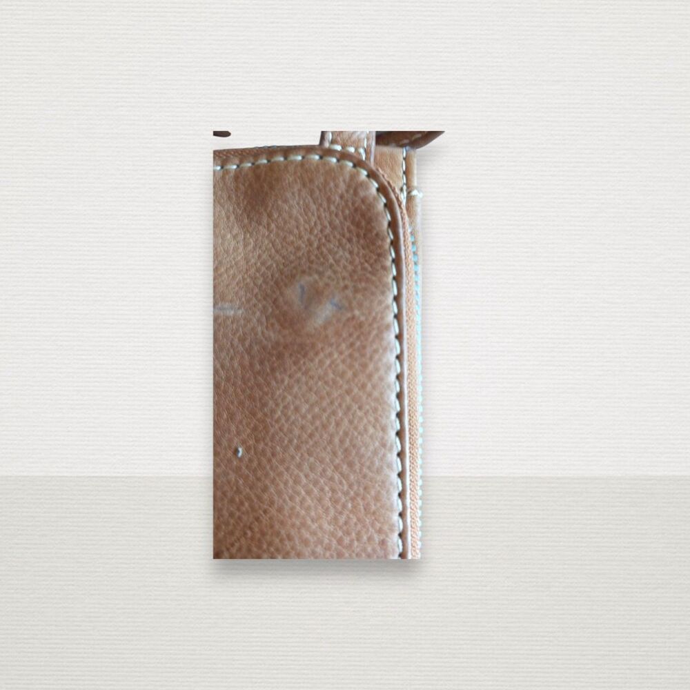American Leather Co. Kansas Café Latte Crossbody Bag - Picture 4 of 6